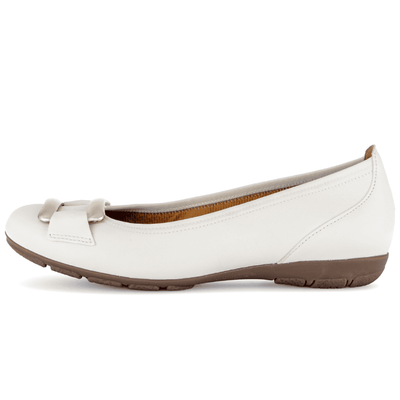 Womens Gabor 84.166 Flat Ballerina Pumps - Off White
