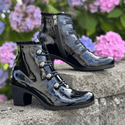 Womens Jose Saenz 5176 Black Patent Block Heel Boots - Black