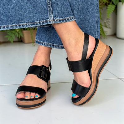 Womens Zanni & Co Lawna One Wedge Sandals - Ink