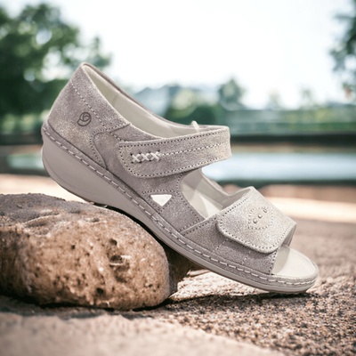 Womens Suave Yolanda Platinum Shimmer Velcro Shoes - Platinum