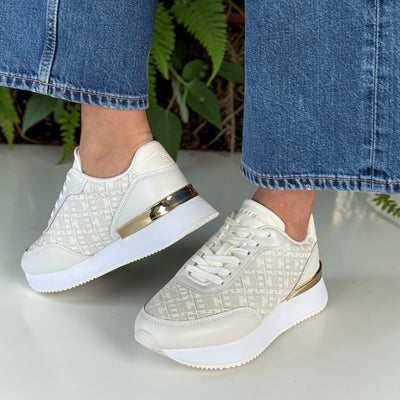 Womens Tommy Hilfiger Monogram Chunky Court Trainers - Ivory Silk