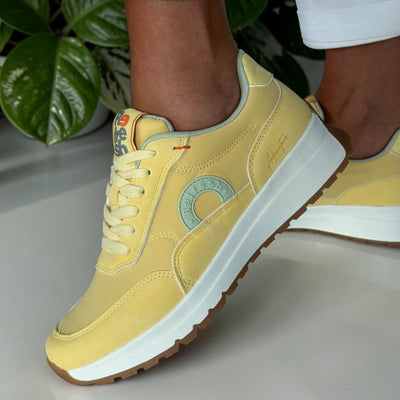 Womens Refresh 175054 Wedge Trainers - Amarillo