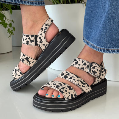 Womens Remonte D3N50 Beige Combi Wedge Sandal - Beige Combi
