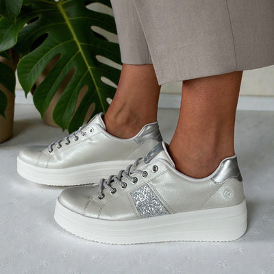 Womens Remonte D1C10 White Pearlized Bungee Lace Trainer - White Pearlized
