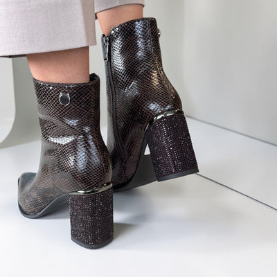 Womens Redz R1778 Brown Ankle Boots - Brown