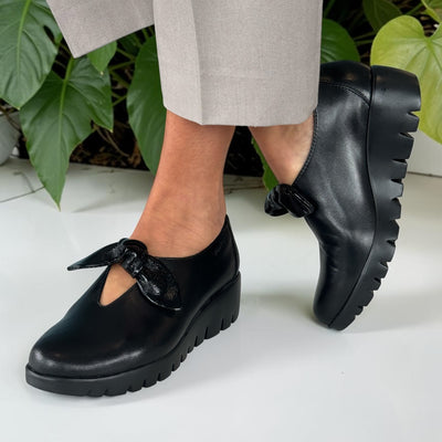 Womens Wonders 33159 Wedge Shoes - Black