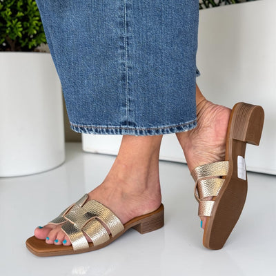 Womens Oh My Sandals 5880 Low Block Heel Sliders - Gold