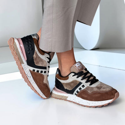 Womens Xti 146110 Beige Trainers - Beige