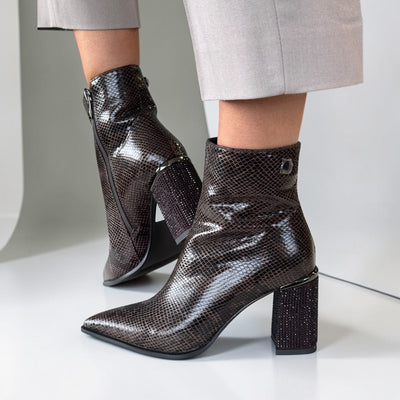 Womens Redz R1778 Brown Ankle Boots - Brown
