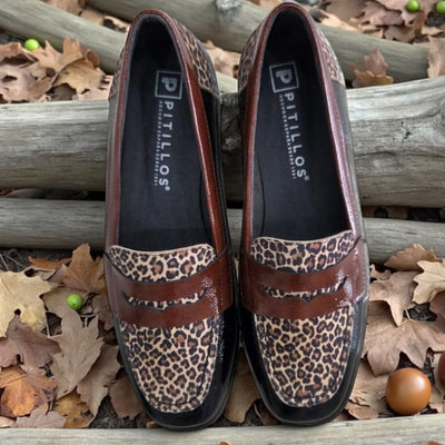 Womens Pitillos 10870 Black Patent and Leopard Print Loafers - Black Patent
