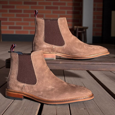 Mens Escape Ahoy Senor Suede Chelsea Boots - Tornado