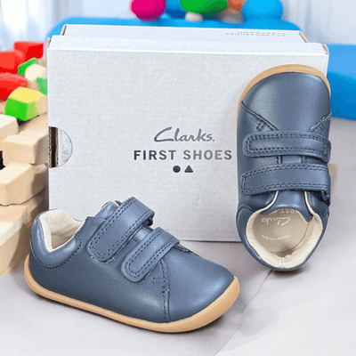 Infant Boys Clarks Roamer Craft Navy Leather 2 Strap Pre Walker Shoes - Navy