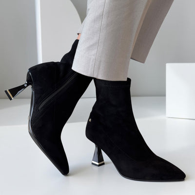 Womens Una Healy Aperture Suede Ankle Boots - Vinyl