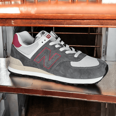 New Balance Mens 574 Suade Trainers - Castlerock