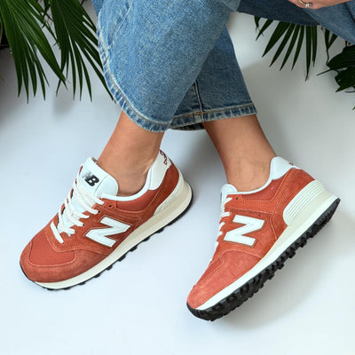Unisex New Balance U574 Trainers - Maple