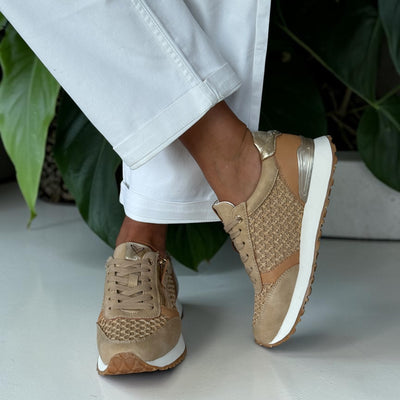 Womens Lunar DLC007 Camel Lara Trainers - Camel