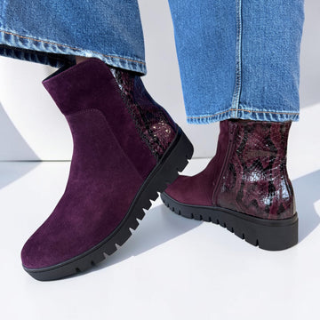 Womens Gabor 8015 Ankle Boots - Mulberry