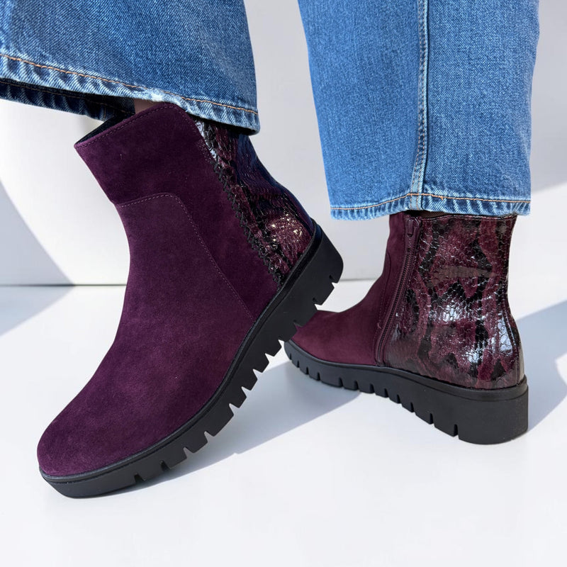 Womens Gabor 8015 Ankle Boots - Mulberry