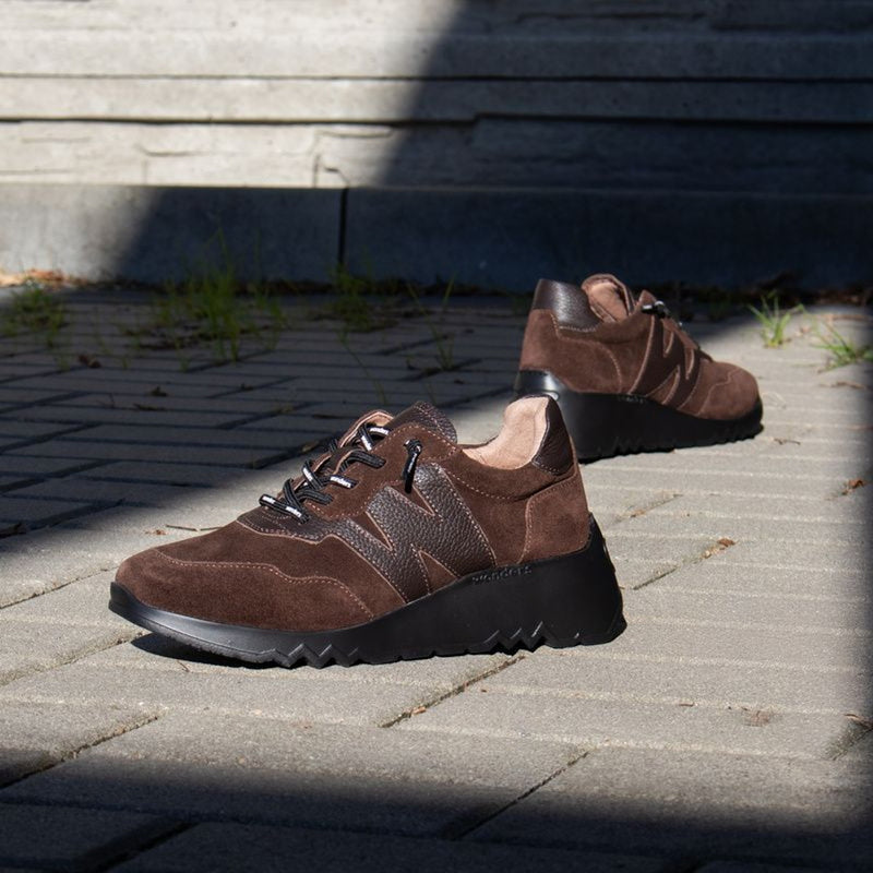 Womens Wonders 6781 Brown Wedge Trainers - Brown