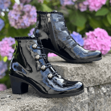 Womens Jose Saenz 5176 Black Patent Block Heel Boots - Black