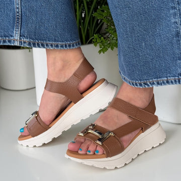 Womens Oh! My Sandals 5953 Wedge Sandals - Tan