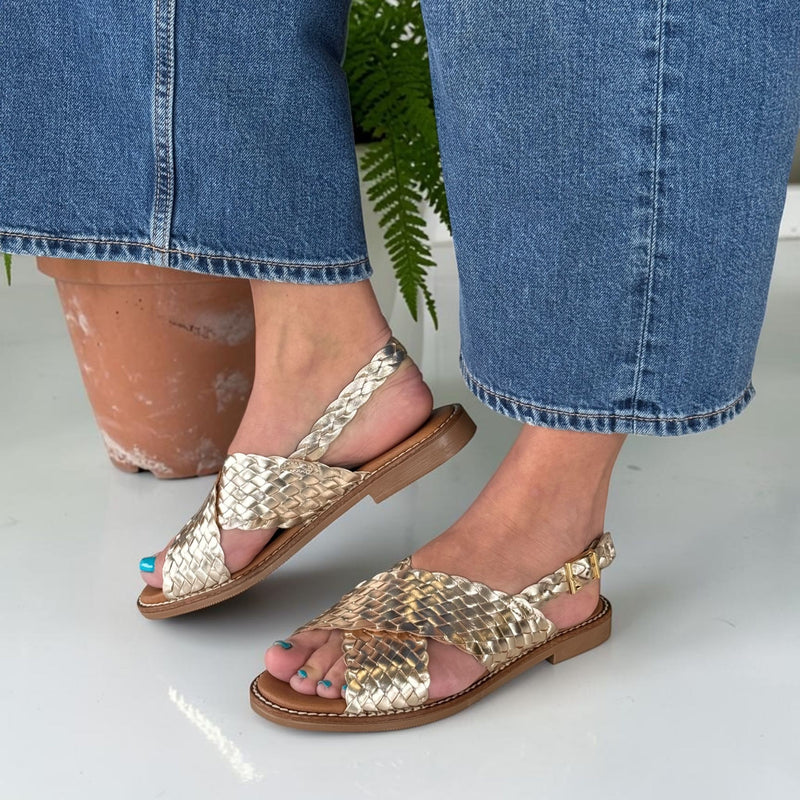 Womens Oh My Sandals 5839 Gold Woven Crossover Sandals - Gold