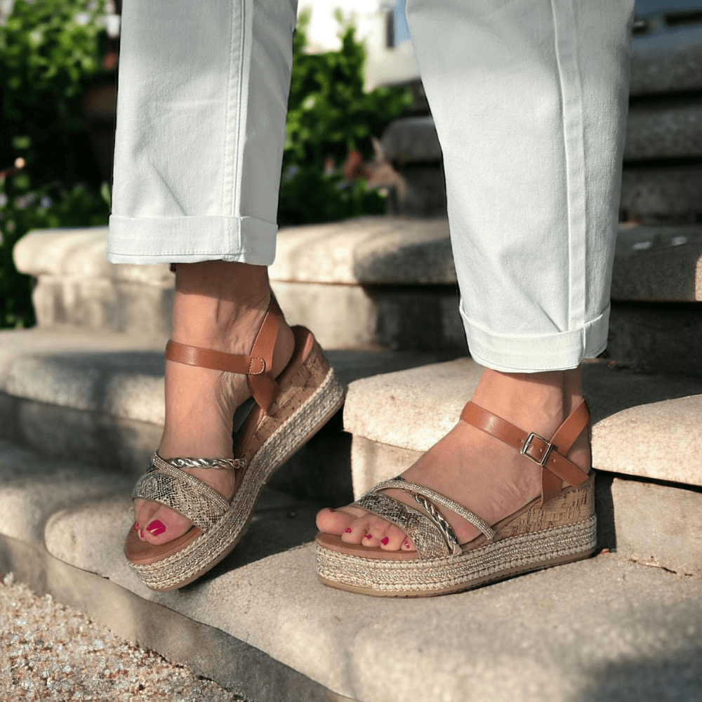 Womens Valentino Conte 6W8913 Strappy Wedge Sandals