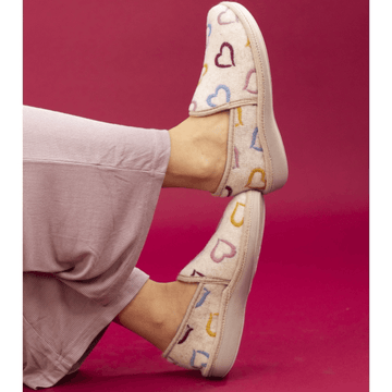 Womens Lunar Joyful Heart Closed in Slippers - Beige Gold
