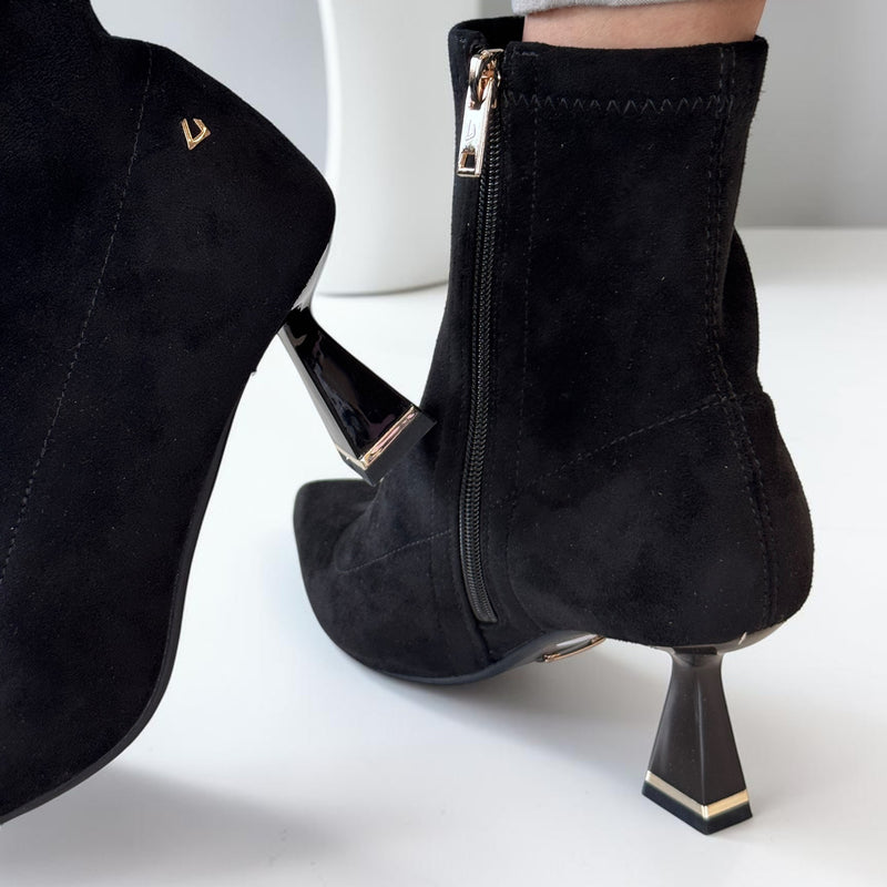 Womens Una Healy Aperture Suede Ankle Boots - Vinyl