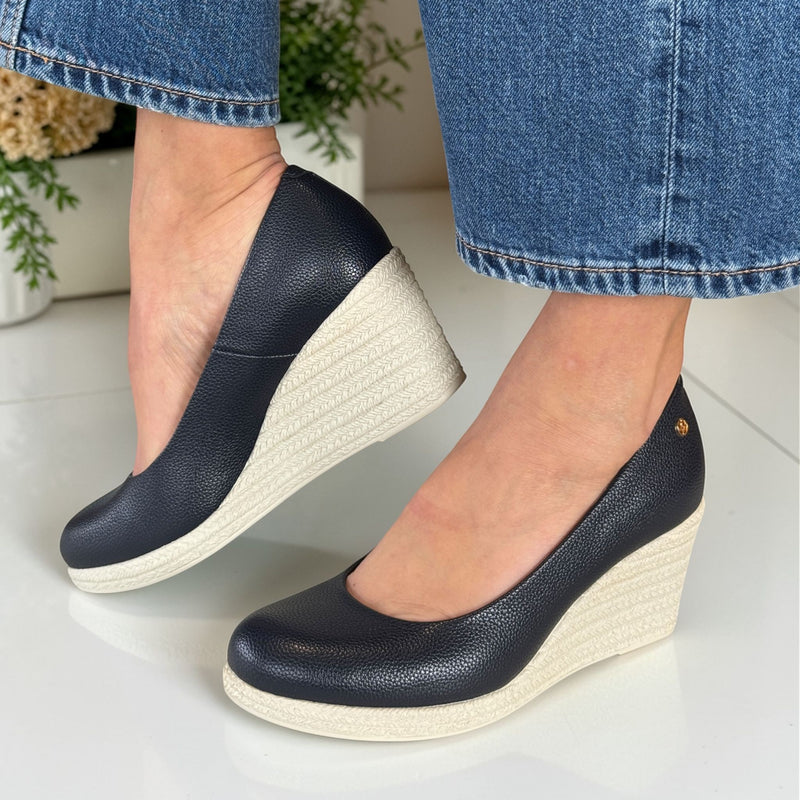 Womens Zanni & Co Sila One Wedge Pumps - Cobalt