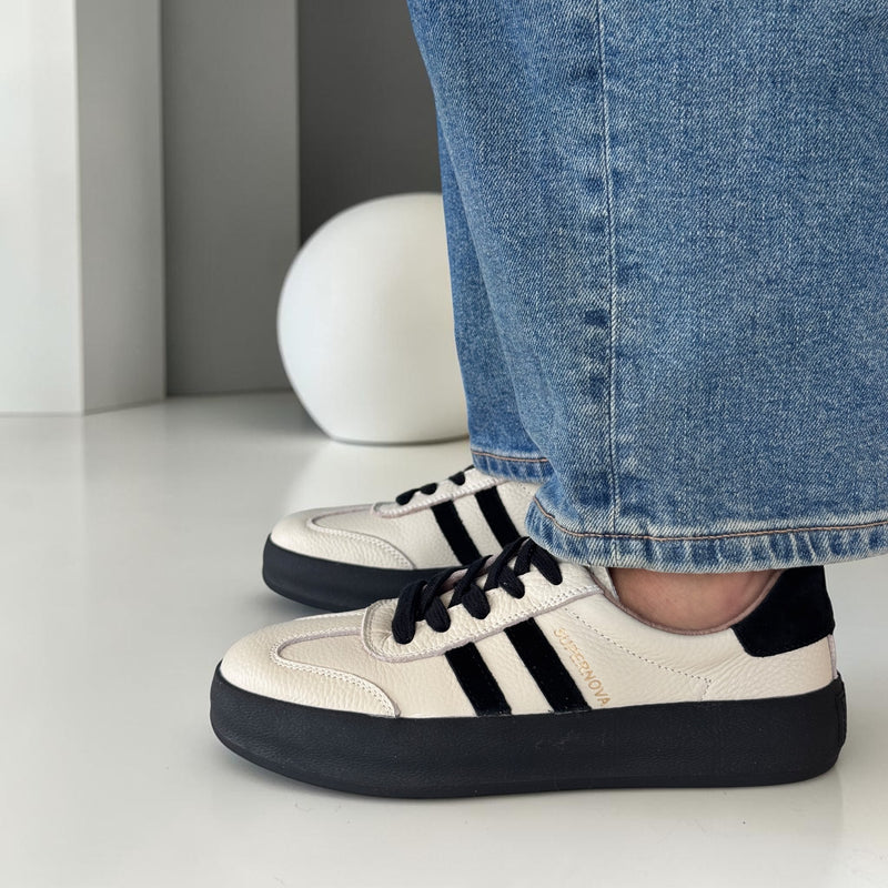 Womens Drilleys Thirty Two Trainers - Whipped Jedi