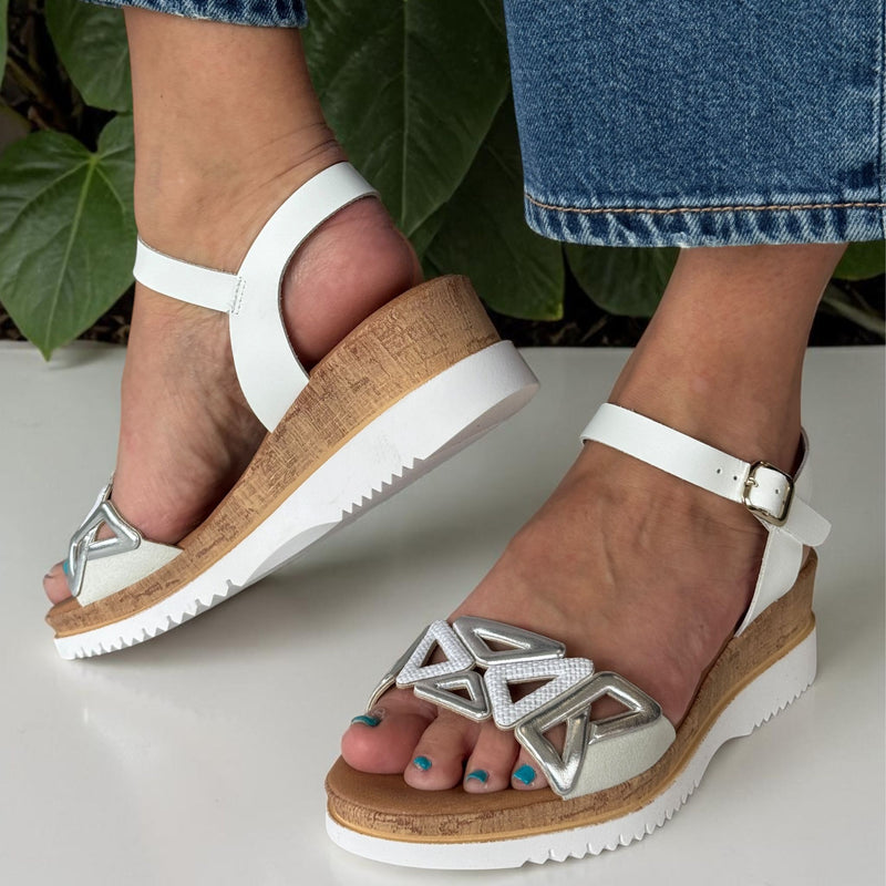 Womens Lotus ULP394 Ariah Wedge Sandals - White