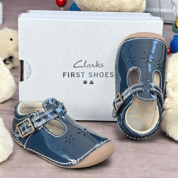 Infant Girls Clarks Tiny Skip T-Bar Pre Walker Shoes - Navy