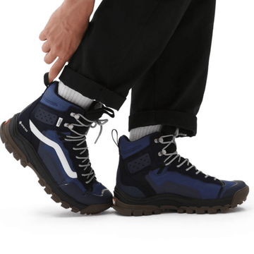 Vans Mens UltraRange Exo Gore-Tex Hi Mte-2 Shoes - Navy