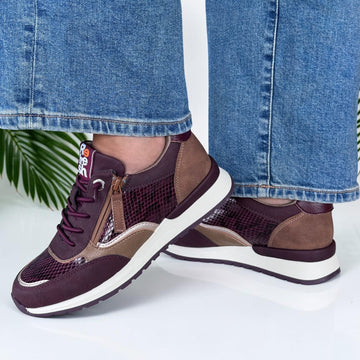 Womens Refresh 176109 Trainers - Burgundy