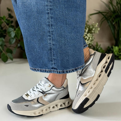 Womens Lloyd & Pryce Barsoum Chrome Metallic Sporty Sole Trainers - Chrome