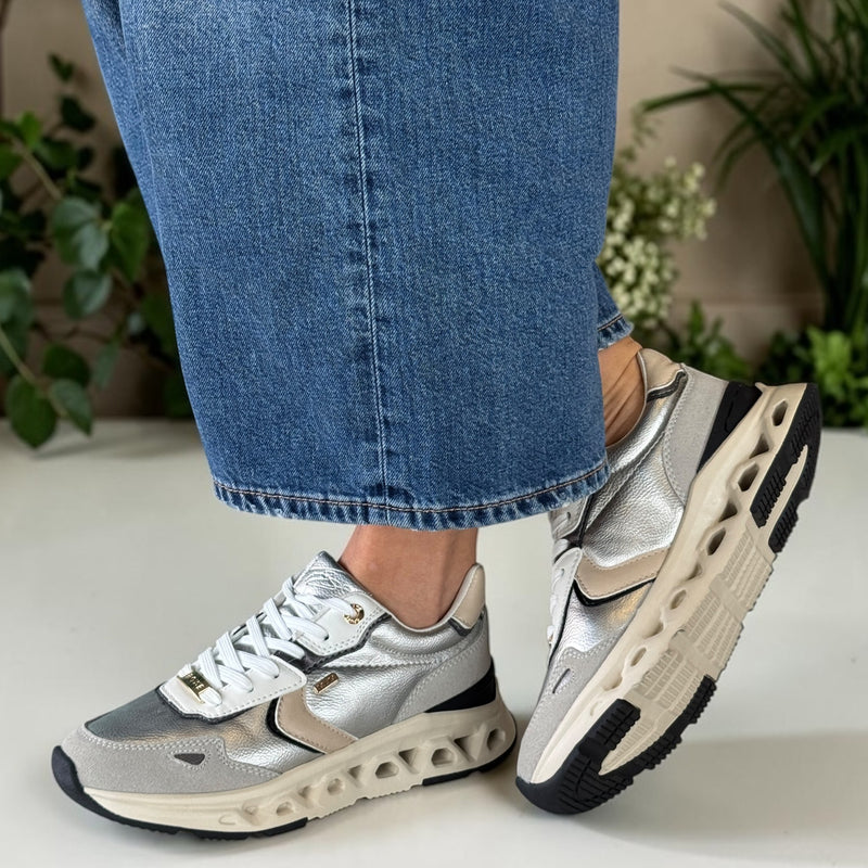 Womens Lloyd & Pryce Barsoum Chrome Metallic Sporty Sole Trainers - Chrome