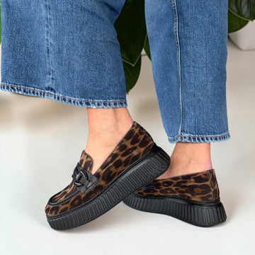 Womens Wonders 5203 Loafers - Leopard Print