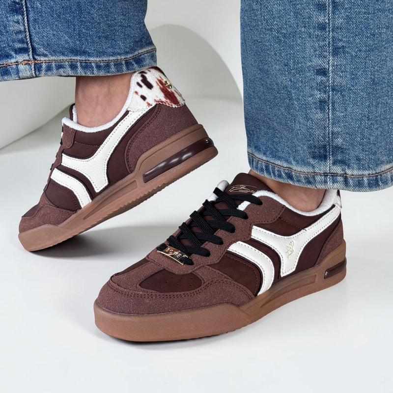 Womens Lloyd & Pryce Chobot Ganache Trainers - Ganache