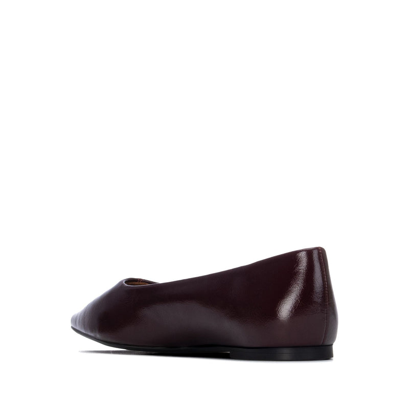 Womens Xti 146400 Flat Shoes - Burgundy