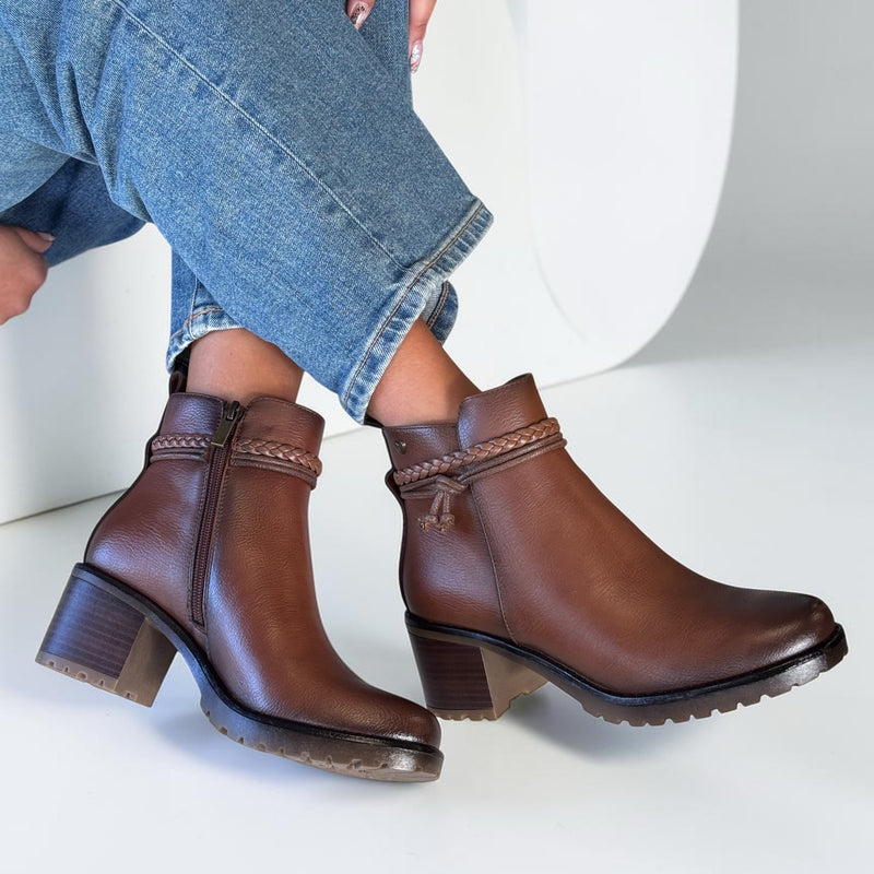 Womens Susst Virginia26 Tan Faux Leather Ankle Boots - Tan