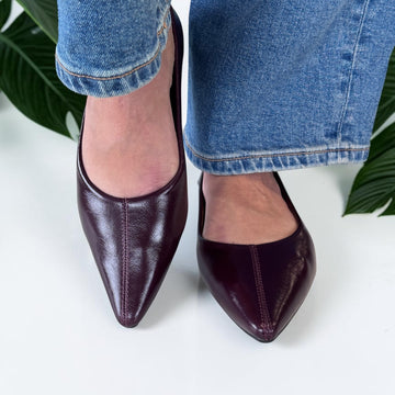 Womens Xti 146400 Flat Shoes - Burgundy