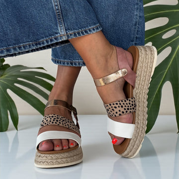 Womens Lunar JLH493 Summer Sandals - White