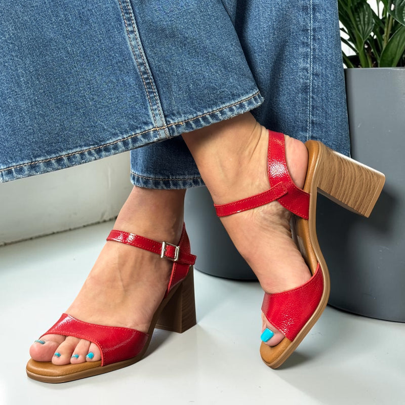 Womens Oh My Sandals 5919 Patent Block Heel Sandals - Red Patent