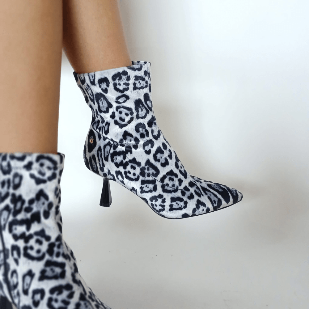 Womens Una Healy A Fire Love Flared Heel Pointed Toe Boots - Wild Side