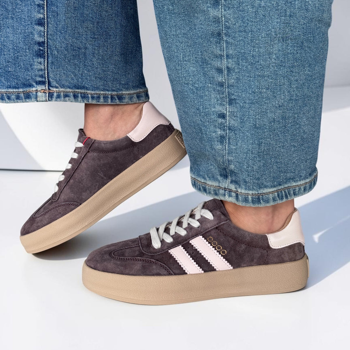 Womens Drilleys Thirty Three Trainers
