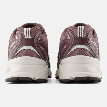 Unisex New Balance 530 Mesh Trainers - Fast Track with Pebble