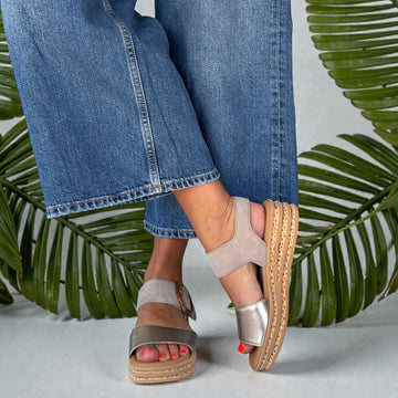 Womens Gabor 84.550 Wedge Andre Sandal - Beige