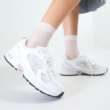 Womens New Balance 530 Trainers in White and Pink - White and Pink