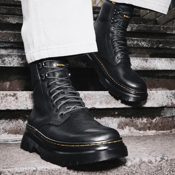 Dr Martens Mens Tarik Wyoming Leather Utility Boots - Black